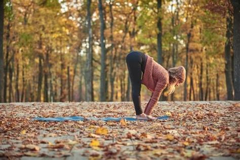 Autumn Yoga: The Perfect Sequence to Stay Balanced and Focused this ...