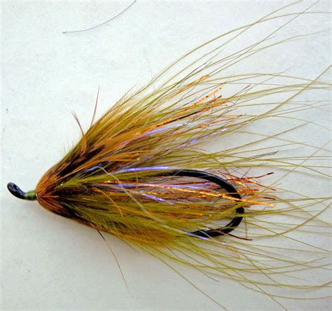 Chris Day – Great Lakes Steelhead Patterns – The First Cast – Hook, Line and Sinker's Fly ...