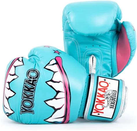 The 7 Best Muay Thai Gloves for Protection and Power - Blinklift