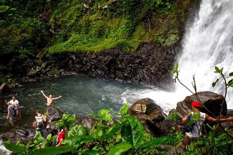 Waterfalls & Waterslides On Taveuni Island • Expert Vagabond