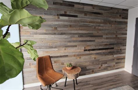 Reclaimed Wood Paneling | Reclaimed Barn Wood Planks for Walls | Plank ...