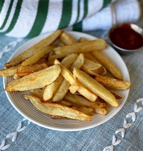 Homemade French Fries (Five Guys copycat) | Learning To SmokeLearning ...