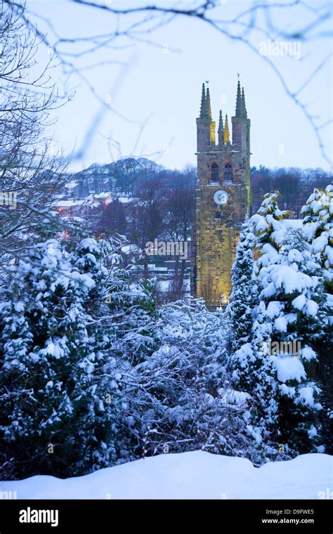 Cathedral of the Peak in snow, Tideswell, Peak District National Park ...