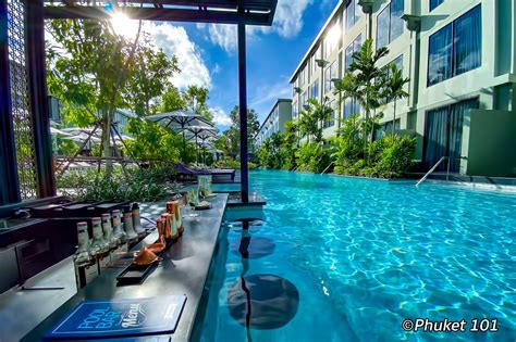 Four Points by Sheraton Phuket Patong Beach Resort - PHUKET 101