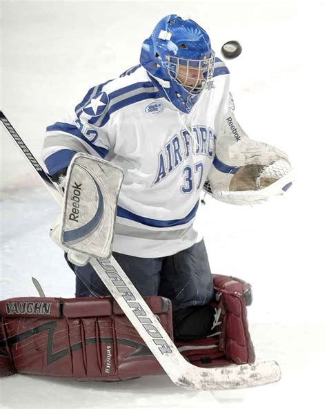 Can You Catch The Puck In Hockey? (Handling And Hand Pass Rule) - Stick & Bat