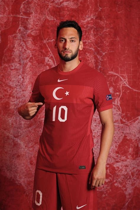 Hakan Calhanoglu, nike, turkey, euro 2020, football, HD phone wallpaper | Peakpx