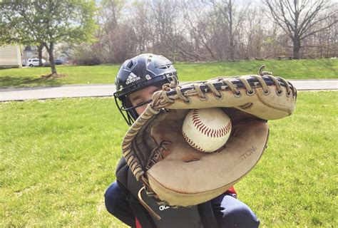 6 Little League Baseball Drills You Can Do at Home | Mommy Poppins