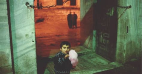 Alex Webb, Istanbul, 2001 | Robert Klein Gallery