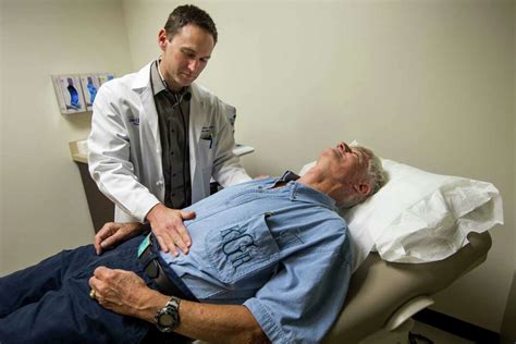 Houston Methodist doctors strive to shine in star ratings