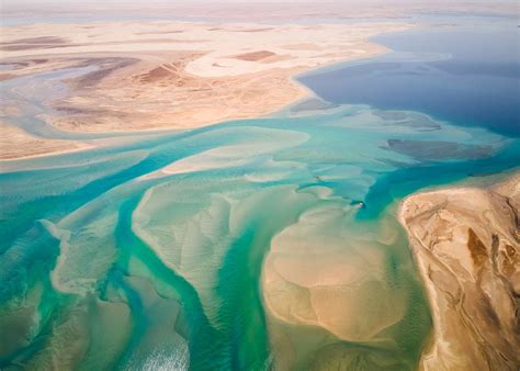 Khor Al Adaid, Qatar - Beach Guide, Info, Photos - BeachAtlas