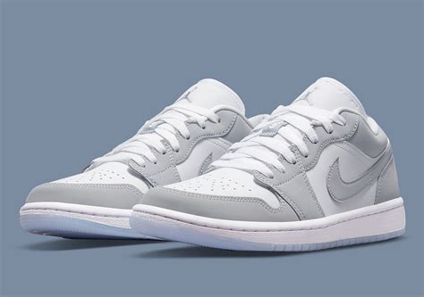 Air Jordan 1 Low Womens White Grey DC0774-105 | SneakerNews.com