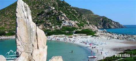 Punta Molentis beach - The amazing beach in Sardinia | Gigaplaces.com