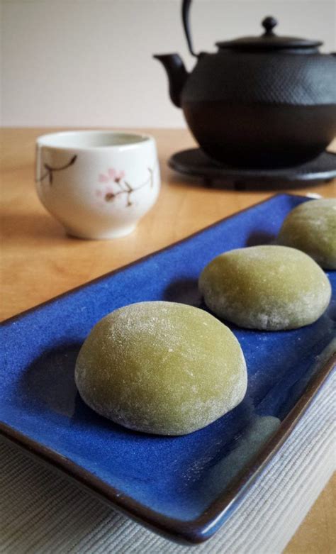 Matcha (Green Tea) Mochi | Green tea mochi, Matcha recipe, Sushi recipes homemade