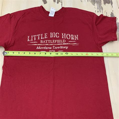 LITTLE BIG HORN - Montana Territory 1876 Dark Red Souvenir T-shirt, Mens MEDIUM | eBay