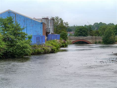 River Irwell, Warth Bridge © David Dixon :: Geograph Britain and Ireland