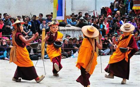 11 Famous Festivals of Himachal Pradesh that You Visit in 2023