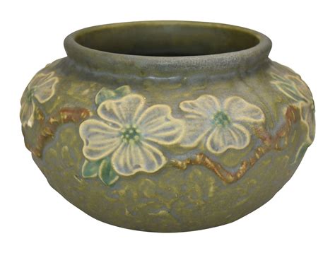 Roseville Pottery Dogwood Textured Bowl 151-4 | Pottery patterns, Roseville pottery, Pottery art