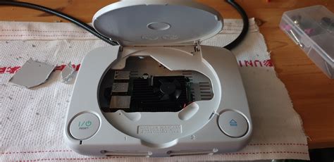 Raspberry Pi 4 in a PSOne Console (link to gallery in comments) : RetroPie