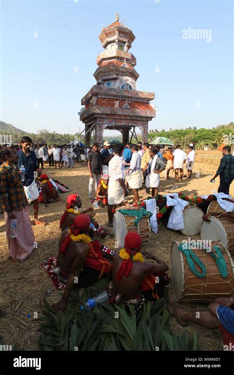 Community rituals hi-res stock photography and images - Alamy