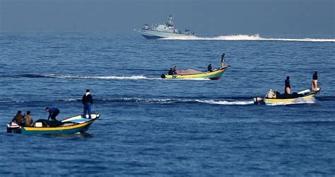 Palestinian fishing boat comes under Israeli attack, forced to leave Gaza Sea
