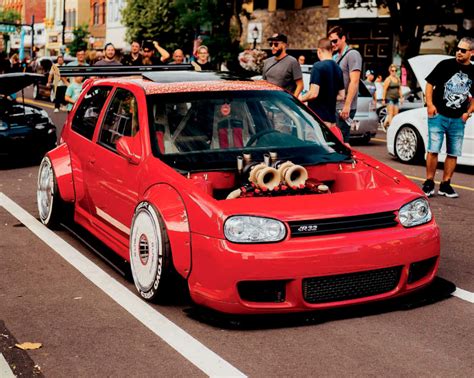 Bi-turbo Volkswagen Golf R32 Mk4 with all the show and plenty of go ...