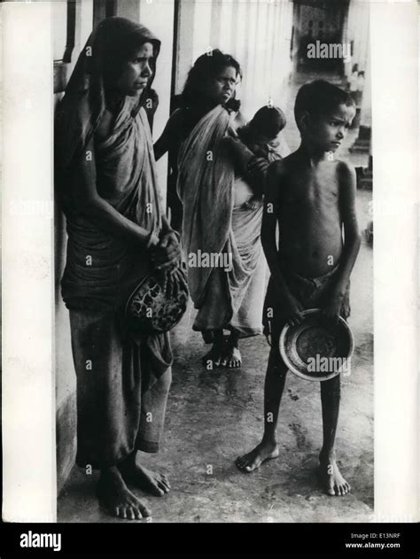 Famine in india hi-res stock photography and images - Alamy