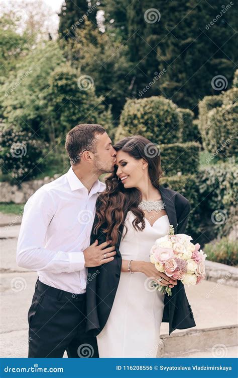 Love Story, Wedding Photo of Beautiful Couple Stock Photo - Image of hair, clothes: 116208556