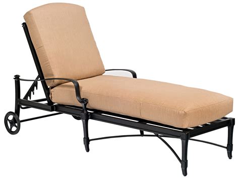 Woodard Isla Chaise Lounge Replacement Cushions | WR4N0470CH
