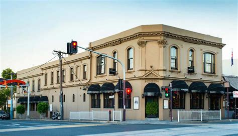 The Bush Inn Hotel Toorak - Melbourne Pub Specials