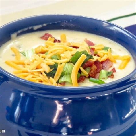 Chilis Loaded Baked Potato Soup | Copycat Recipes