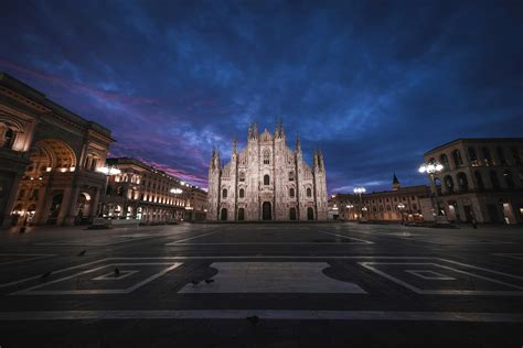 Old cathedral facade in Milan at night · Free Stock Photo