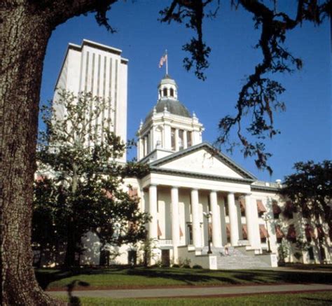 Florida Memory - Old and new capitol buildings - Tallahassee, Florida ...