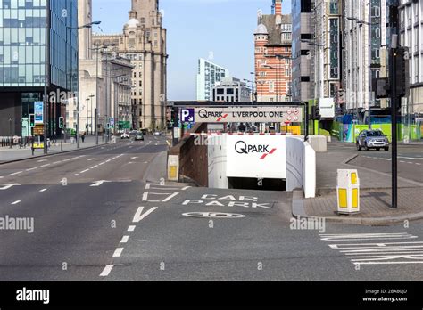 Liverpool car parking hi-res stock photography and images - Alamy