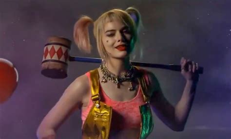 Leaked 'Birds Of Prey' Trailer Has A Bonkers AF Margot Robbie As Harley Quinn - Entertainment