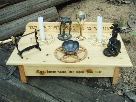 Wiccan Tools: The Wiccan Altar