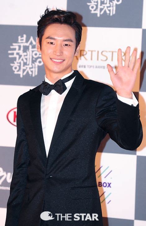 Busan International Film Festival 2012 | Lee je hoon, International film festival, Korean actors