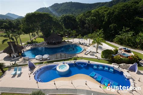 Pacifica Resort Ixtapa - Grounds at the Pacifica Resort Ixtapa | Oyster ...