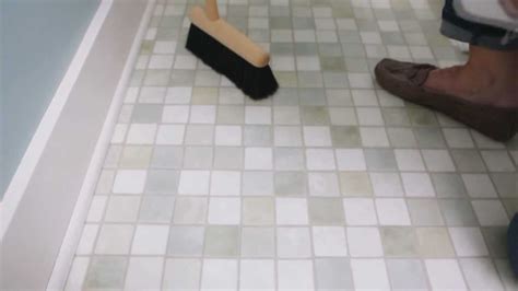 How To Clean Bathroom Floor?