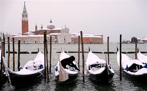 Venice in snow – The Homebound Symphony