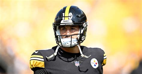 Steelers Rumors: Benching Mitchell Trubisky for Kenny Pickett Hasn't Been Discussed | News ...