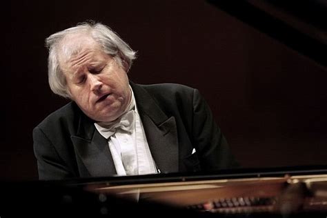 Grigory Sokolov (Russian Concert Pianist) ~ Wiki & Bio with Photos | Videos