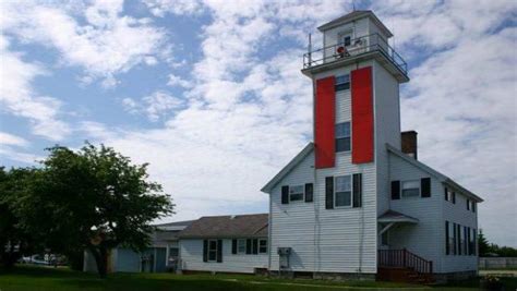 Cheboygan River Front Range Light