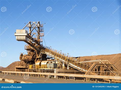 Mining in Australia Some of the Infrastructure for Mining Iron Ore ...