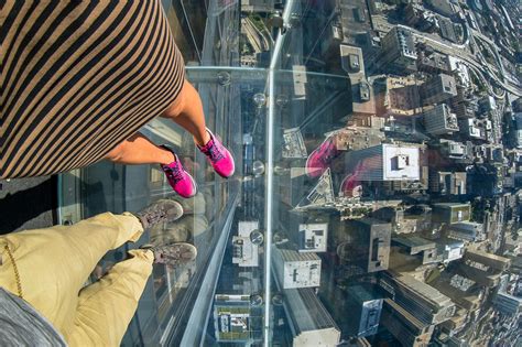 Skydeck Chicago - Look Out From a Towering Observation Deck – Go Guides