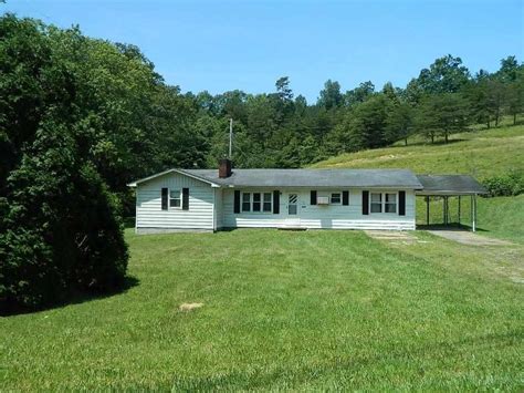 1100 State Highway 1661, Grayson, KY 41143 | Trulia