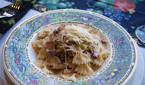 Pasta with Leek and Bacon - The Culinary Chase