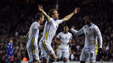 Leeds 1 - 0 Leicester - Match Report & Highlights