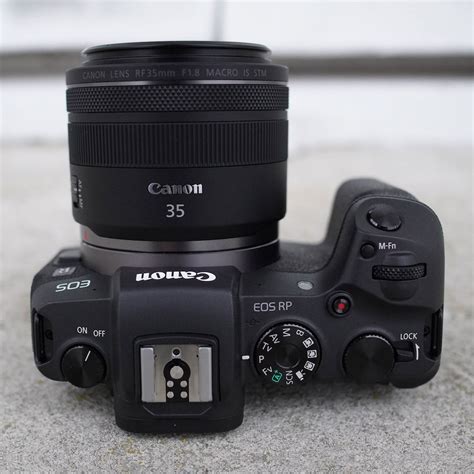 Canon EOS R vs RP – The 10 Main Differences - Mirrorless Comparison