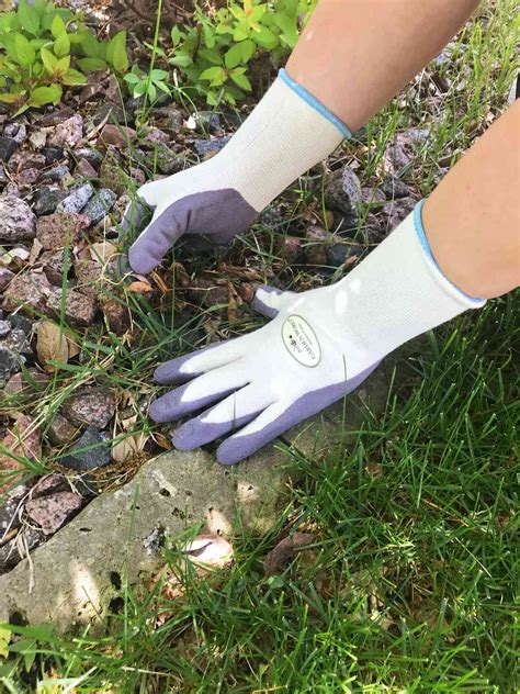 The 10 Best Gardening Gloves, According to Testing