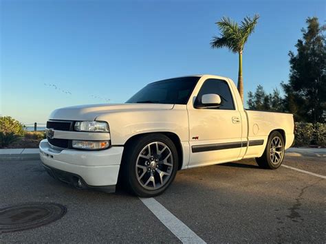 2000 Chevrolet SIlverado Custom | Premier Auction